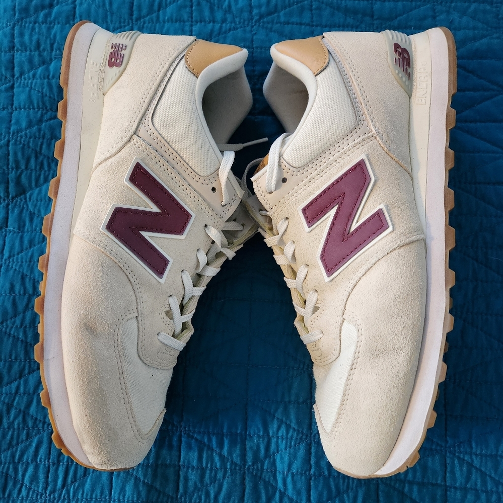 New Balance 574 Suede Timberwolf/Grey Oak Men's size 11 4E width RARE EX…